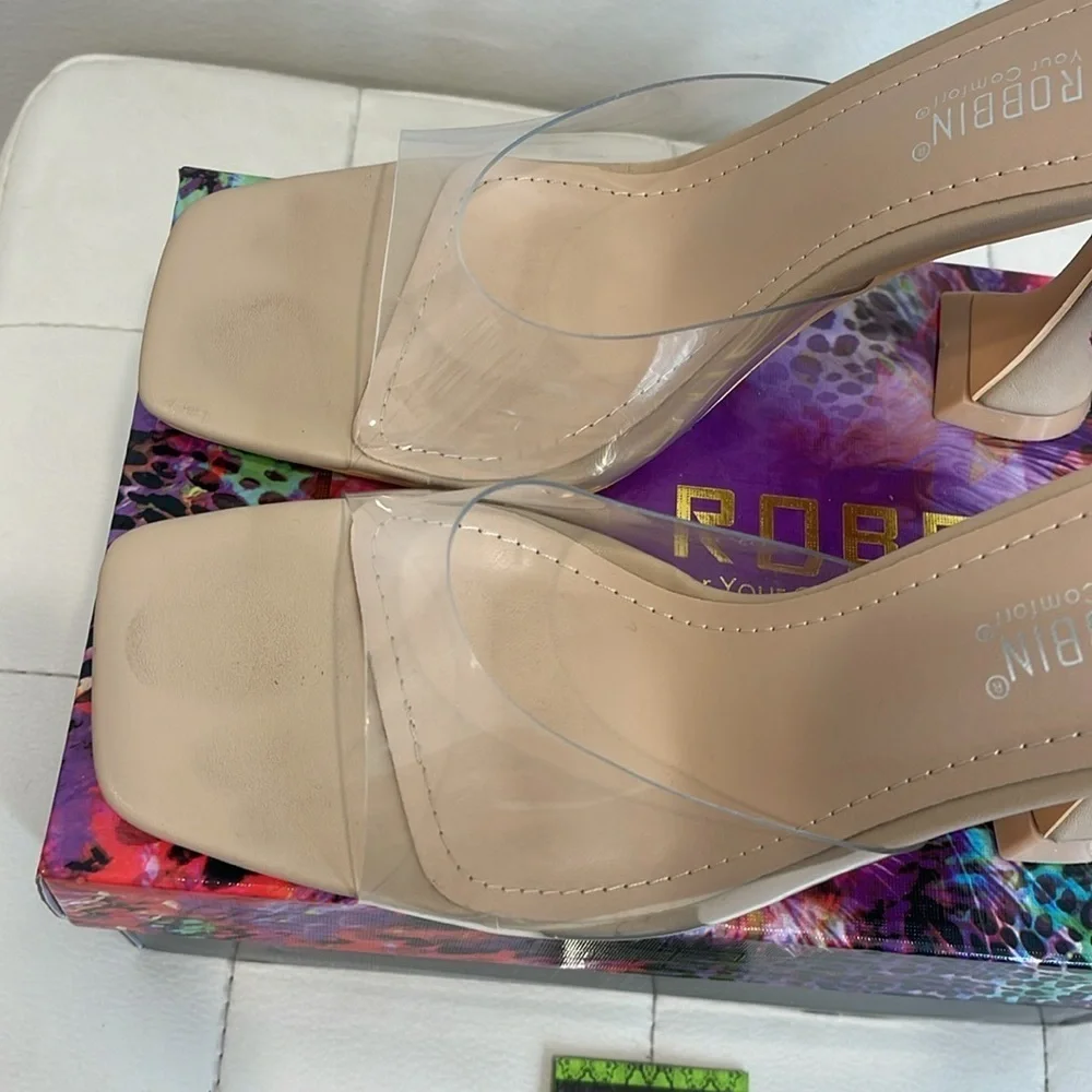 Sexy Nude Heel size 7.5
